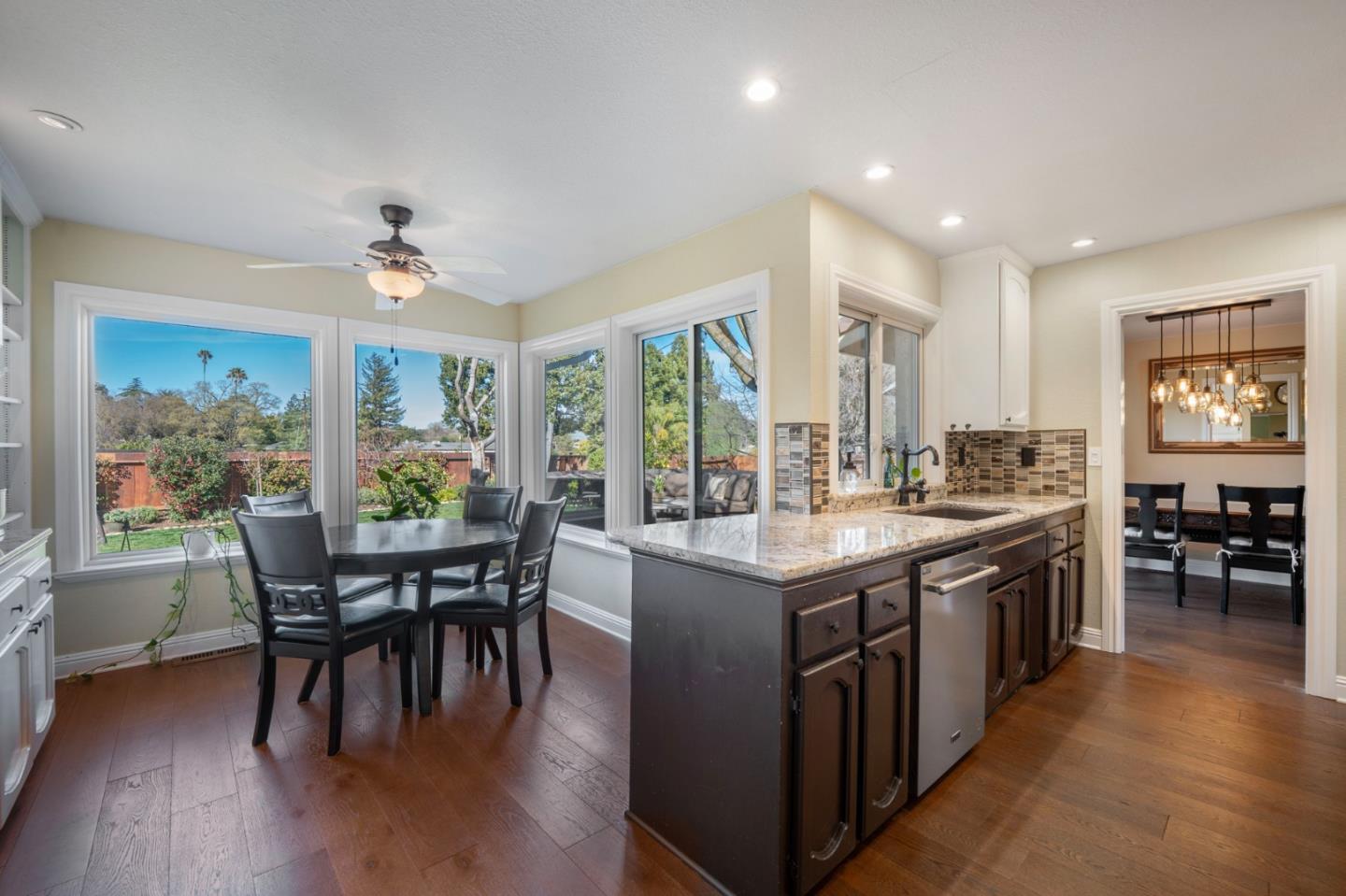 Detail Gallery Image 9 of 37 For 16780 Dry Creek Ct, Morgan Hill,  CA 95037 - 4 Beds | 3 Baths