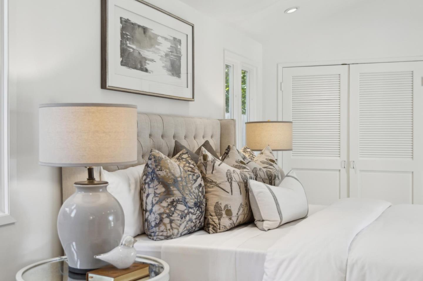 Detail Gallery Image 18 of 37 For 924 Sycamore Dr, Palo Alto,  CA 94303 - 3 Beds | 2 Baths