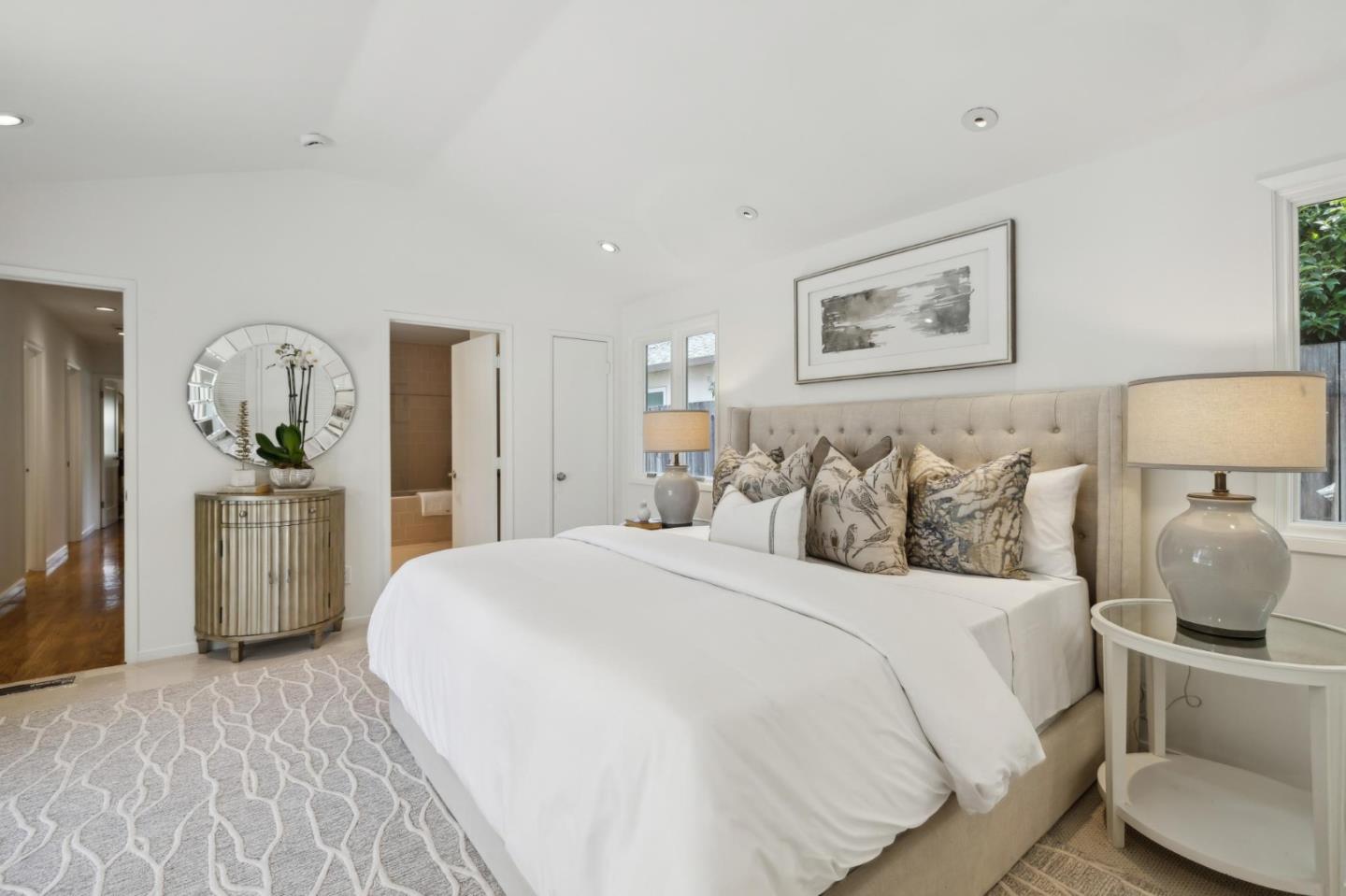 Detail Gallery Image 20 of 37 For 924 Sycamore Dr, Palo Alto,  CA 94303 - 3 Beds | 2 Baths