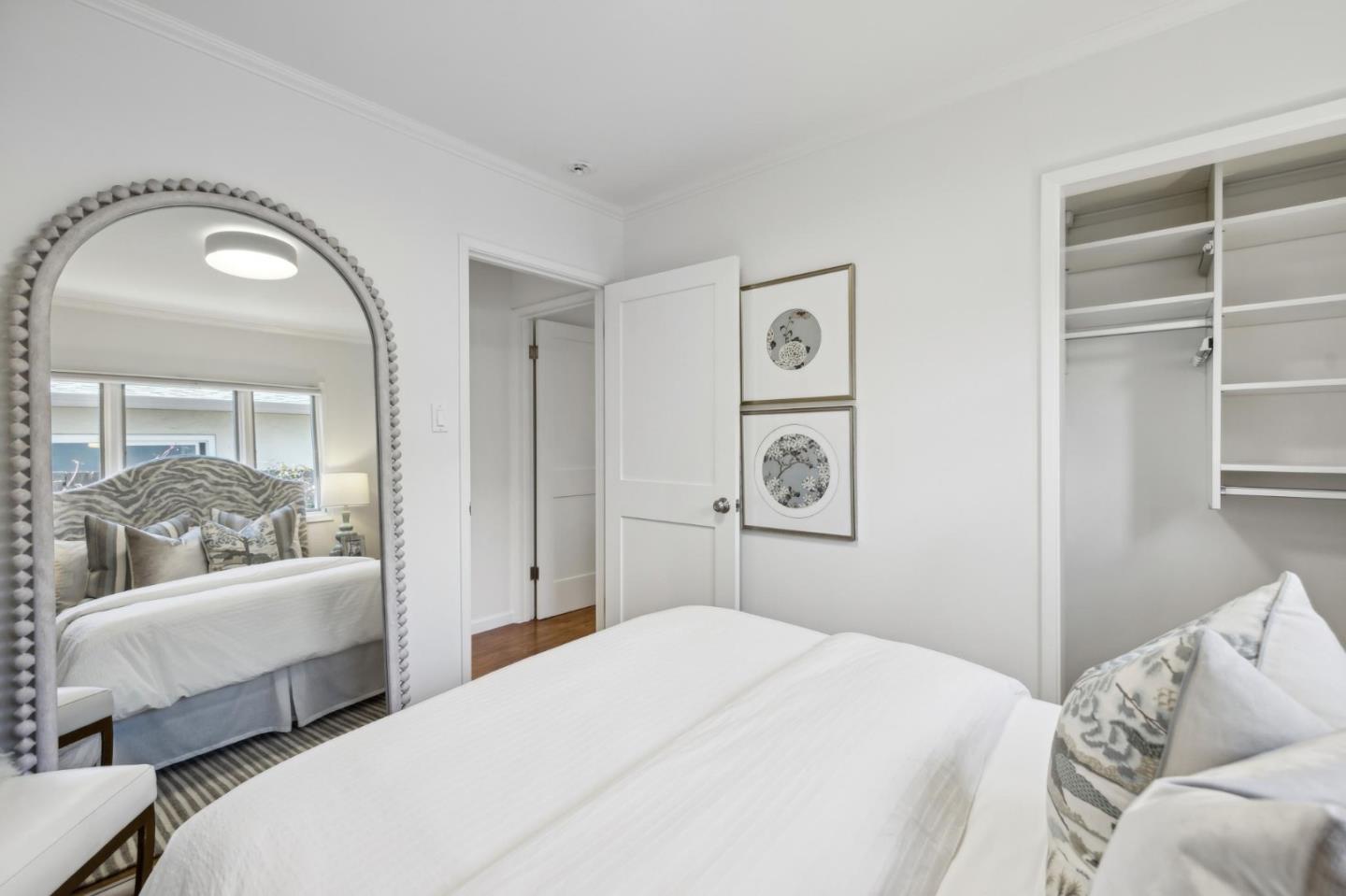 Detail Gallery Image 27 of 37 For 924 Sycamore Dr, Palo Alto,  CA 94303 - 3 Beds | 2 Baths