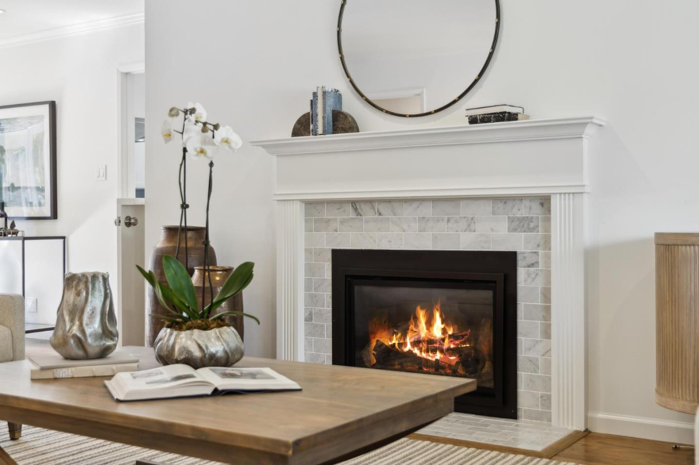 Detail Gallery Image 6 of 37 For 924 Sycamore Dr, Palo Alto,  CA 94303 - 3 Beds | 2 Baths