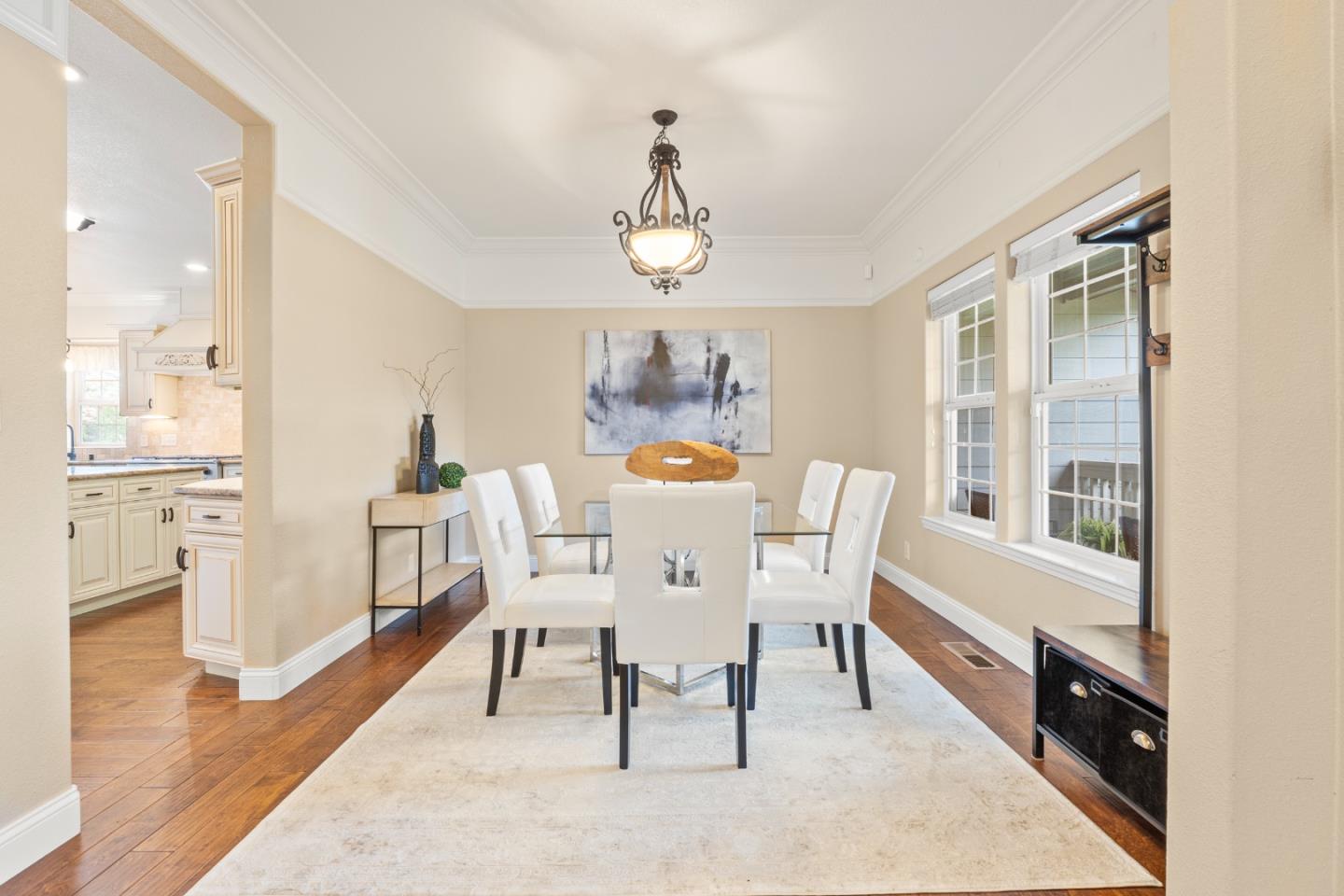 Detail Gallery Image 12 of 65 For 270 Olga Maria Ct, Penngrove,  CA 94951 - 4 Beds | 3/1 Baths