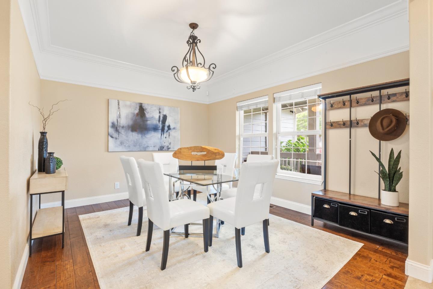 Detail Gallery Image 13 of 65 For 270 Olga Maria Ct, Penngrove,  CA 94951 - 4 Beds | 3/1 Baths