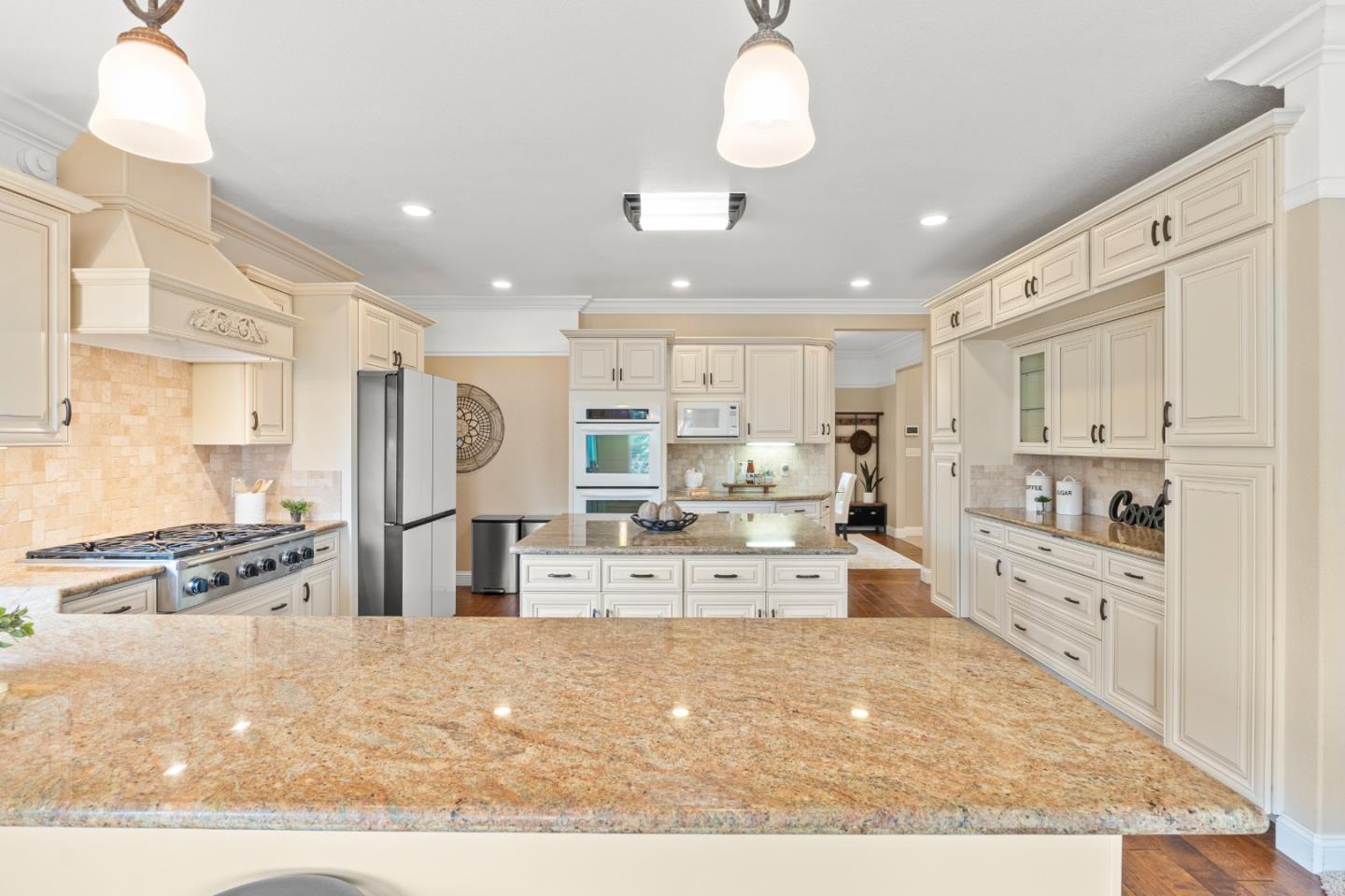 Detail Gallery Image 16 of 65 For 270 Olga Maria Ct, Penngrove,  CA 94951 - 4 Beds | 3/1 Baths