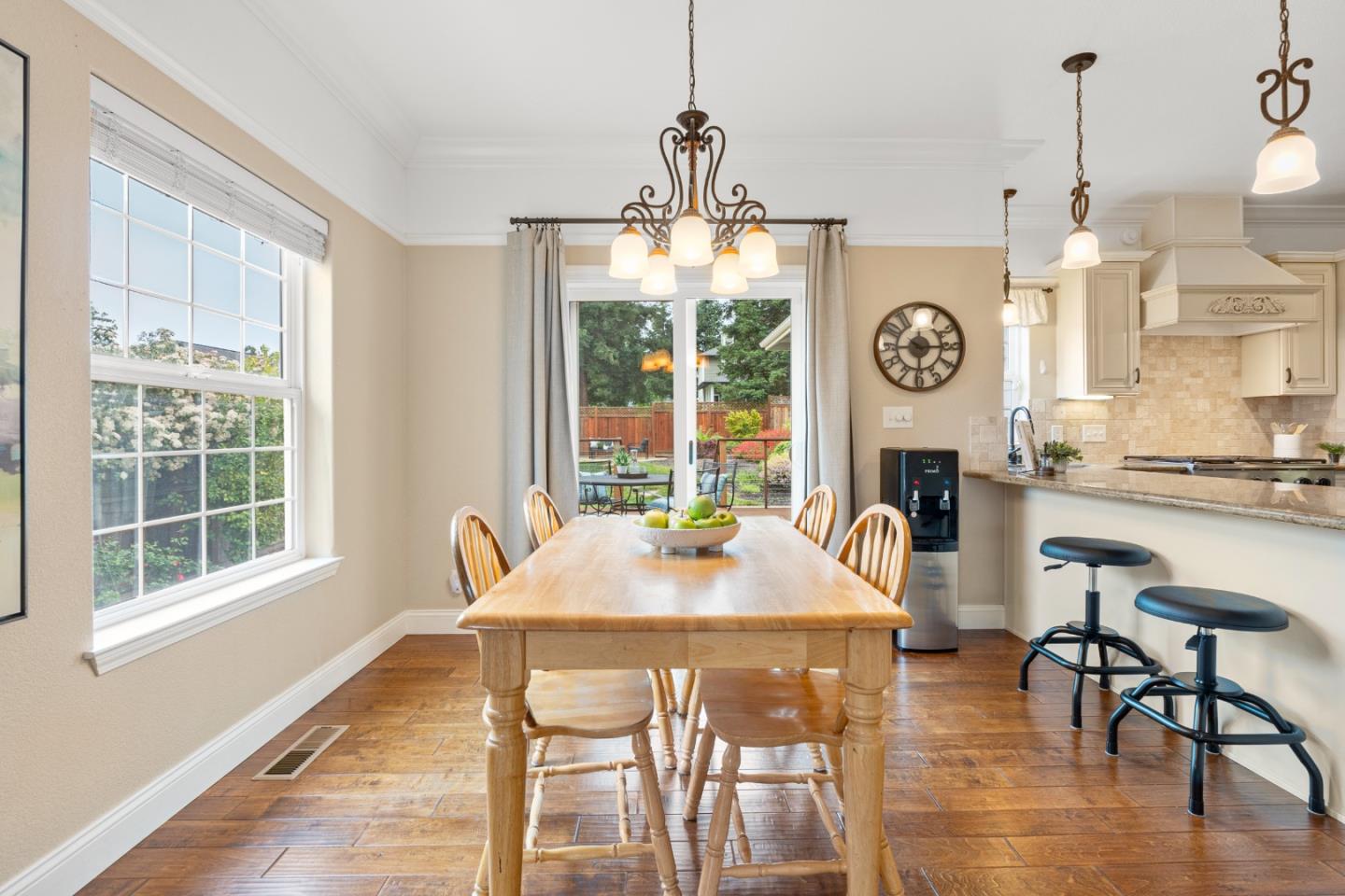 Detail Gallery Image 22 of 65 For 270 Olga Maria Ct, Penngrove,  CA 94951 - 4 Beds | 3/1 Baths