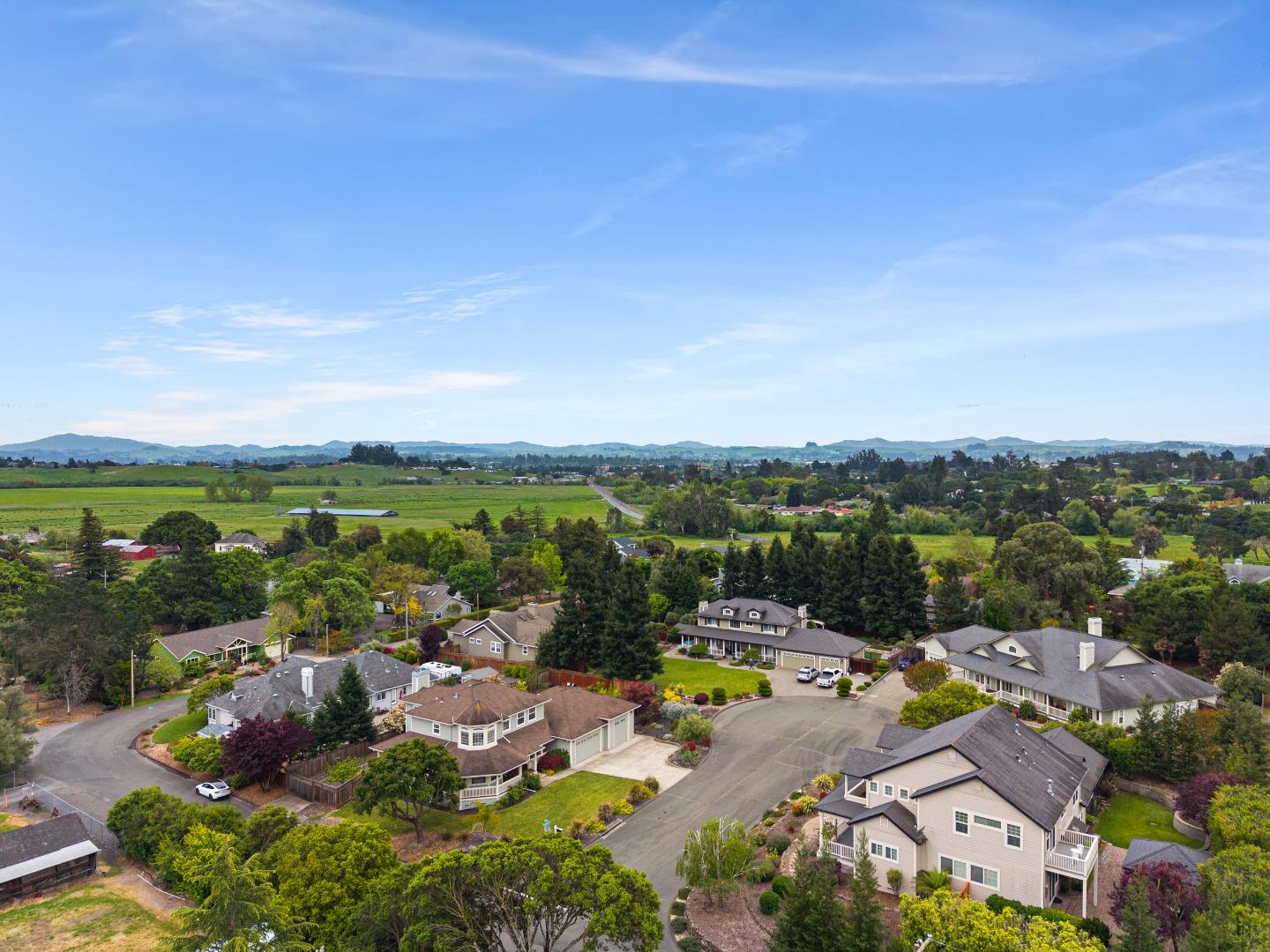 Detail Gallery Image 58 of 65 For 270 Olga Maria Ct, Penngrove,  CA 94951 - 4 Beds | 3/1 Baths