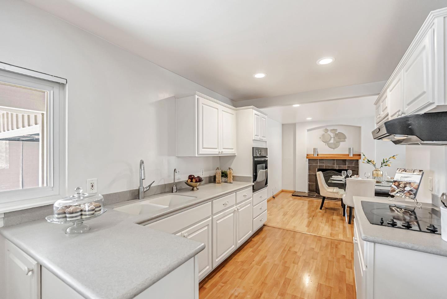 Detail Gallery Image 15 of 37 For 30416 Treeview St, Hayward,  CA 94544 - 3 Beds | 2 Baths