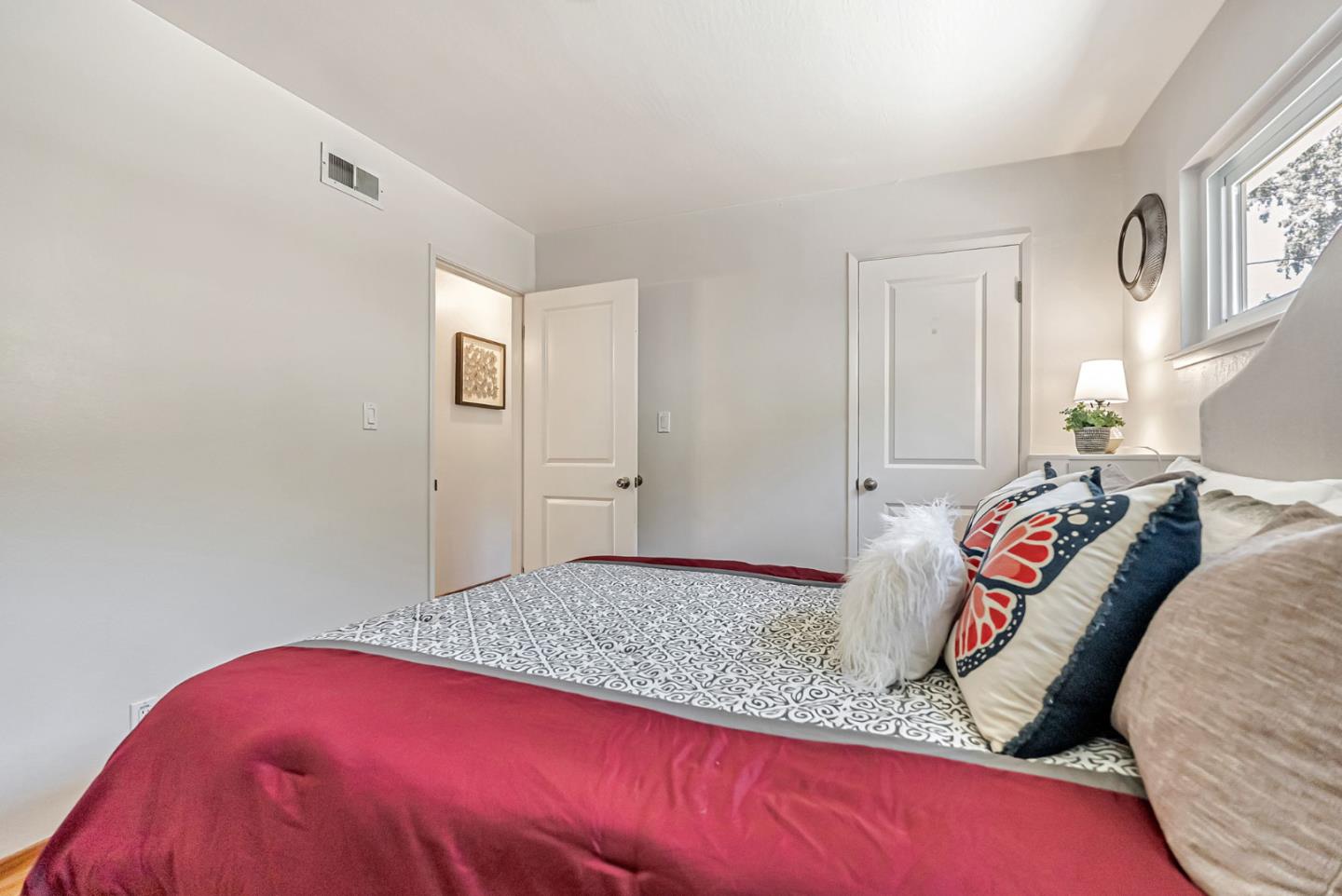 Detail Gallery Image 23 of 37 For 30416 Treeview St, Hayward,  CA 94544 - 3 Beds | 2 Baths