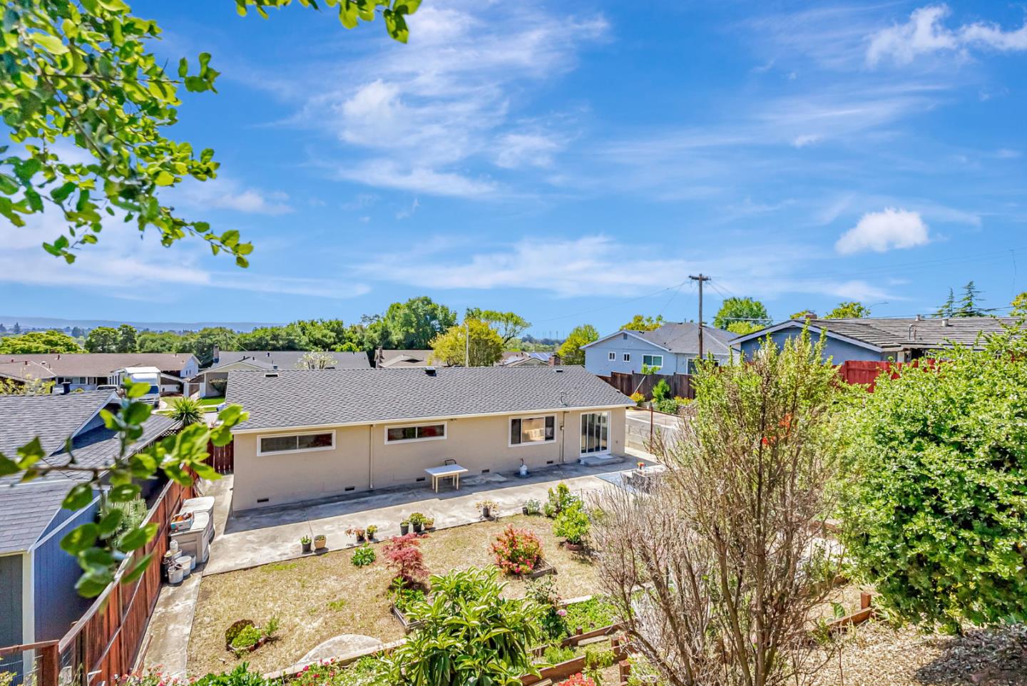 Detail Gallery Image 33 of 37 For 30416 Treeview St, Hayward,  CA 94544 - 3 Beds | 2 Baths