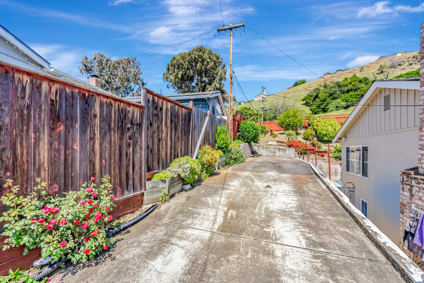 Detail Gallery Image 37 of 37 For 30416 Treeview St, Hayward,  CA 94544 - 3 Beds | 2 Baths