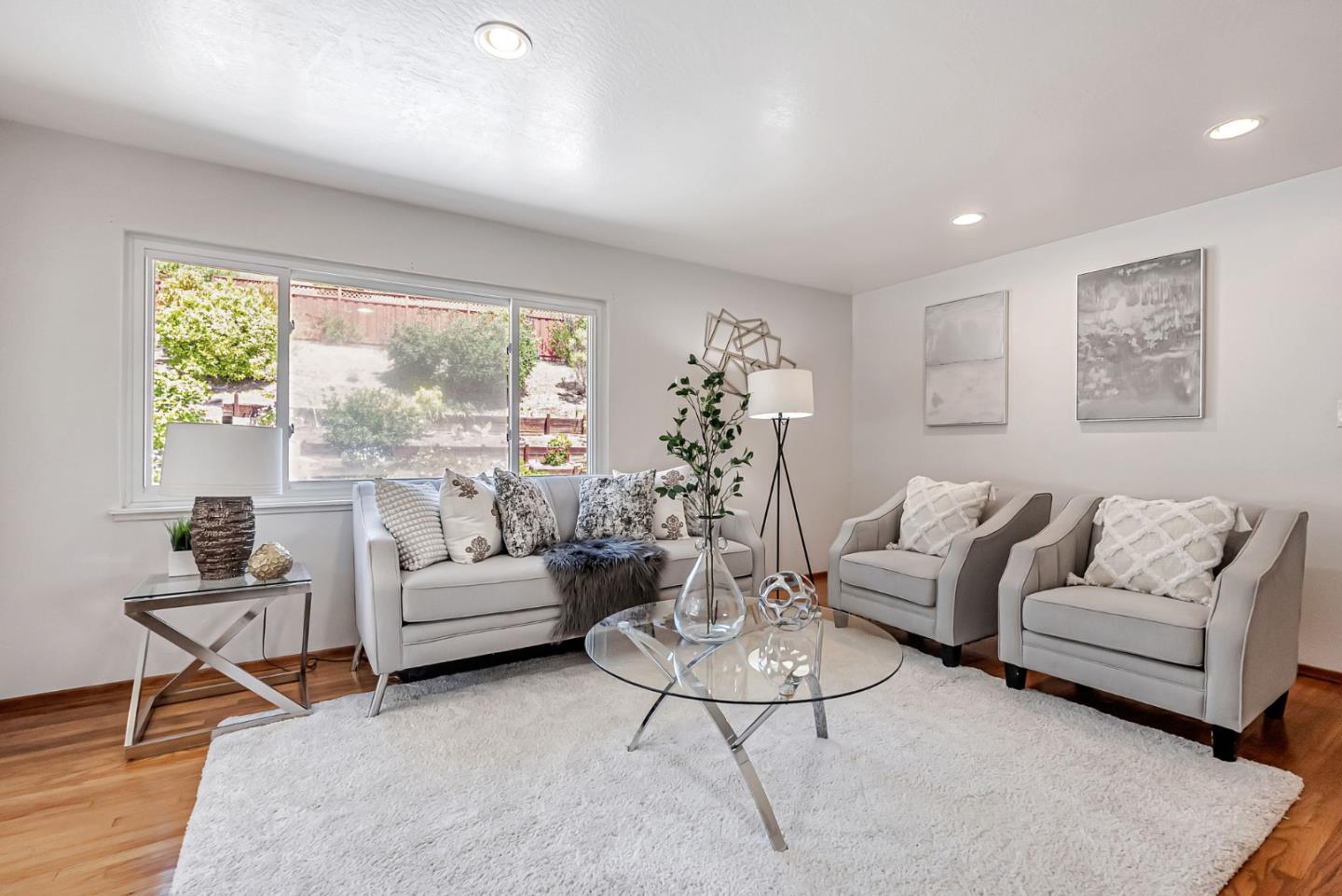 Detail Gallery Image 5 of 37 For 30416 Treeview St, Hayward,  CA 94544 - 3 Beds | 2 Baths