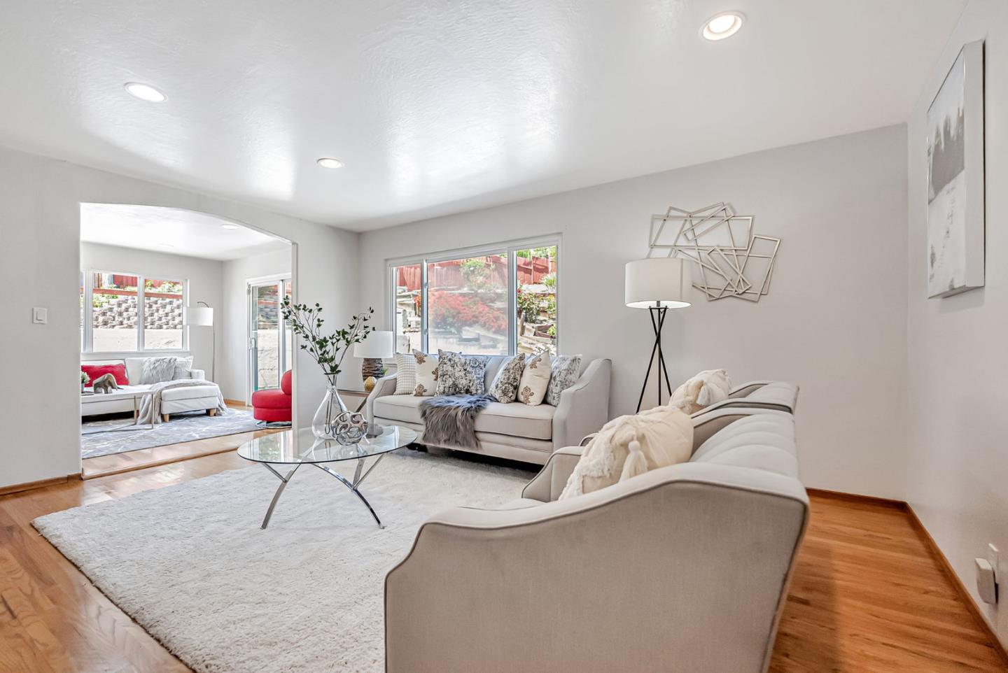 Detail Gallery Image 6 of 37 For 30416 Treeview St, Hayward,  CA 94544 - 3 Beds | 2 Baths