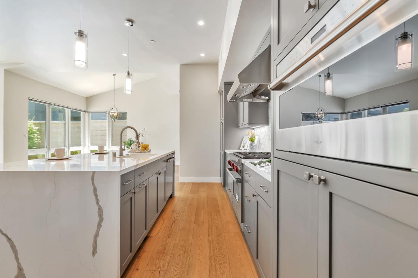 Detail Gallery Image 11 of 43 For 826 W Olive Ave, Sunnyvale,  CA 94086 - 3 Beds | 2/1 Baths