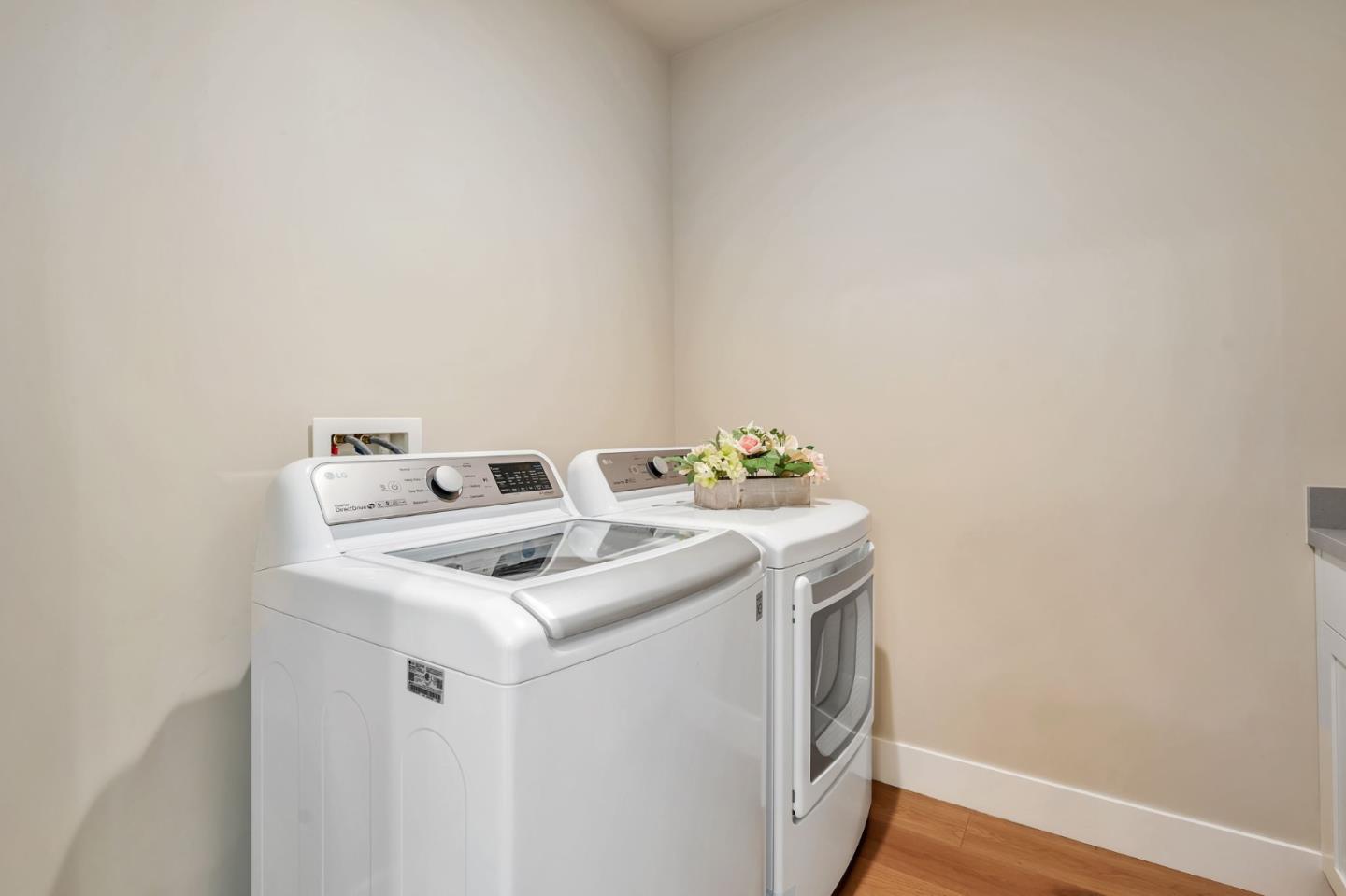 Detail Gallery Image 23 of 43 For 826 W Olive Ave, Sunnyvale,  CA 94086 - 3 Beds | 2/1 Baths