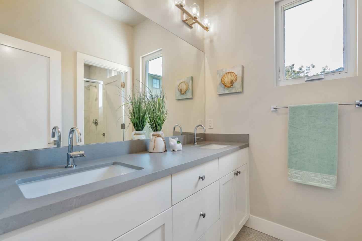 Detail Gallery Image 31 of 43 For 826 W Olive Ave, Sunnyvale,  CA 94086 - 3 Beds | 2/1 Baths