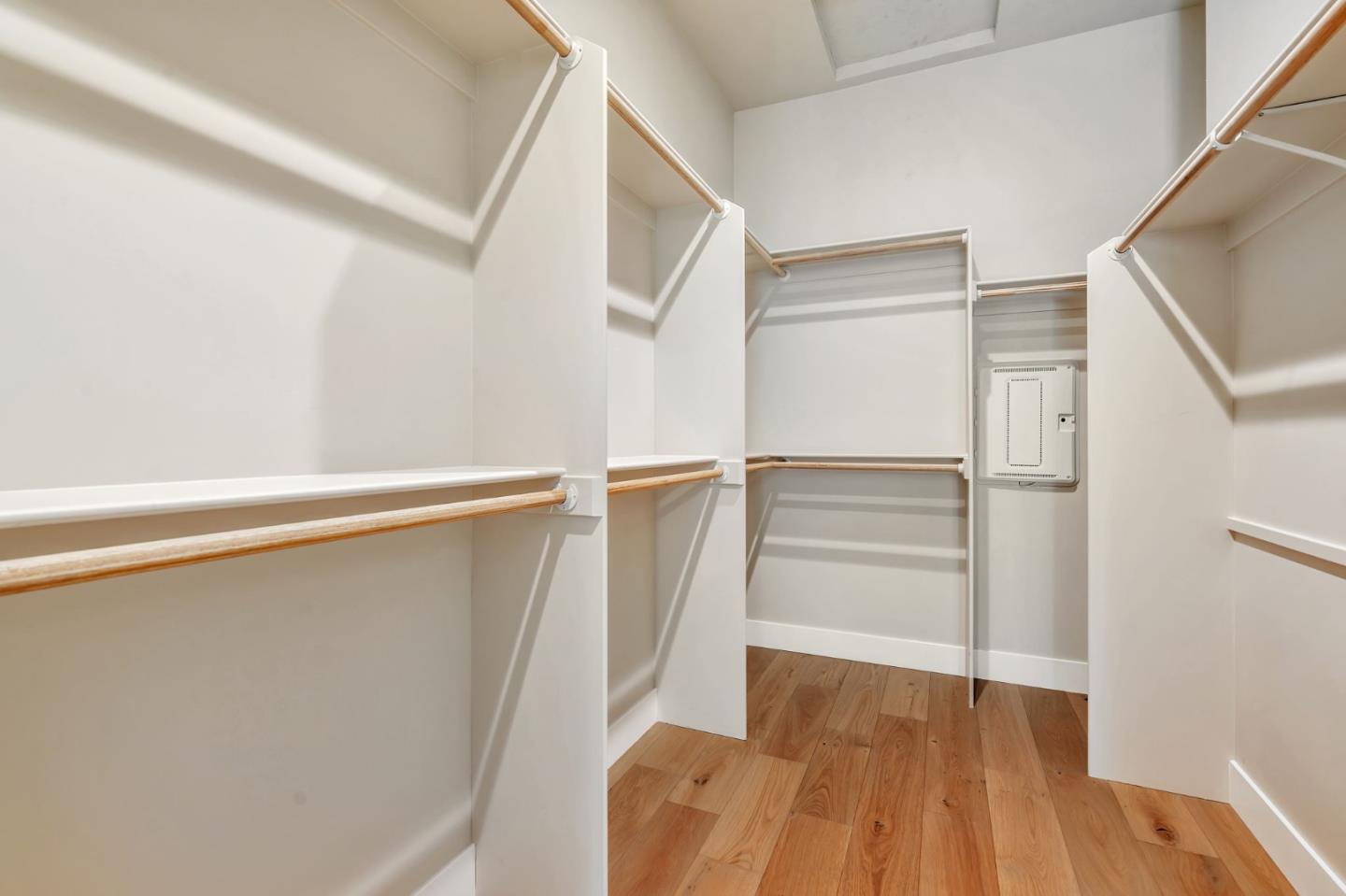 Detail Gallery Image 35 of 43 For 826 W Olive Ave, Sunnyvale,  CA 94086 - 3 Beds | 2/1 Baths