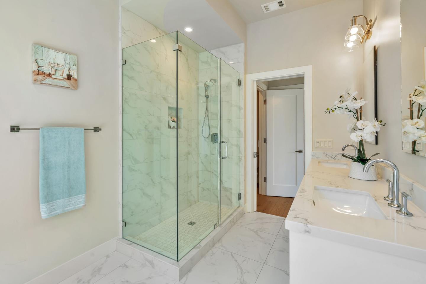 Detail Gallery Image 38 of 43 For 826 W Olive Ave, Sunnyvale,  CA 94086 - 3 Beds | 2/1 Baths