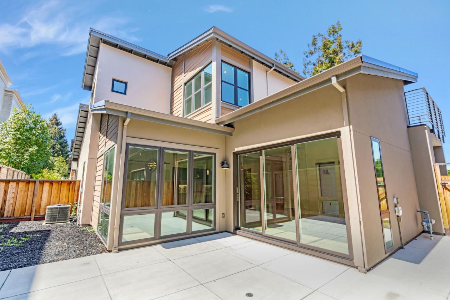 Detail Gallery Image 41 of 43 For 826 W Olive Ave, Sunnyvale,  CA 94086 - 3 Beds | 2/1 Baths