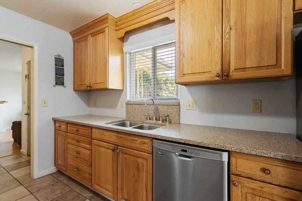 Detail Gallery Image 14 of 49 For 1052 San Simeon Dr, Salinas,  CA 93901 - 3 Beds | 2 Baths