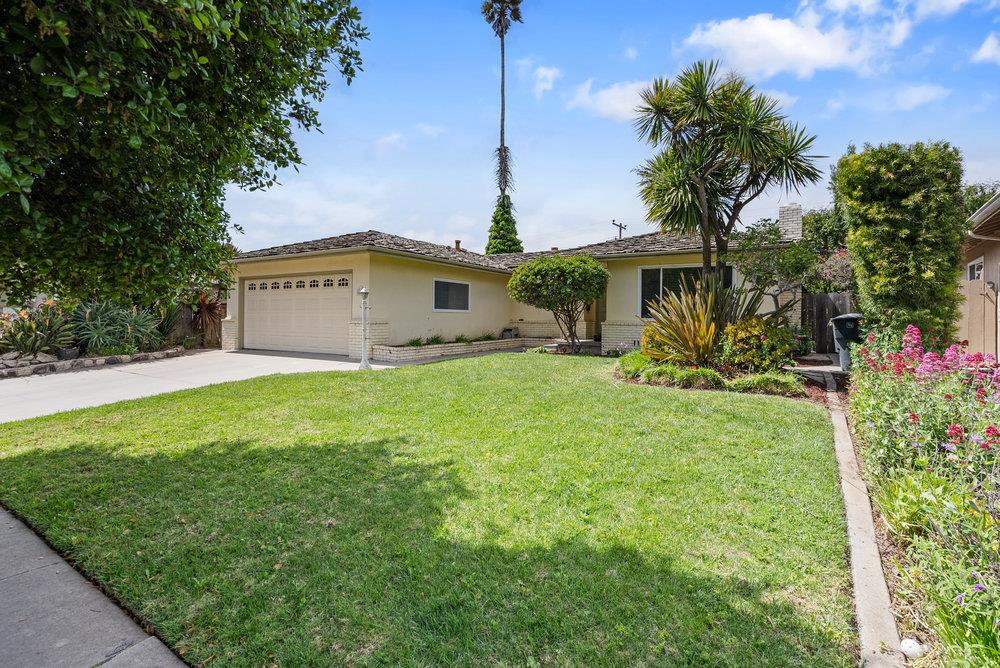 Detail Gallery Image 2 of 49 For 1052 San Simeon Dr, Salinas,  CA 93901 - 3 Beds | 2 Baths