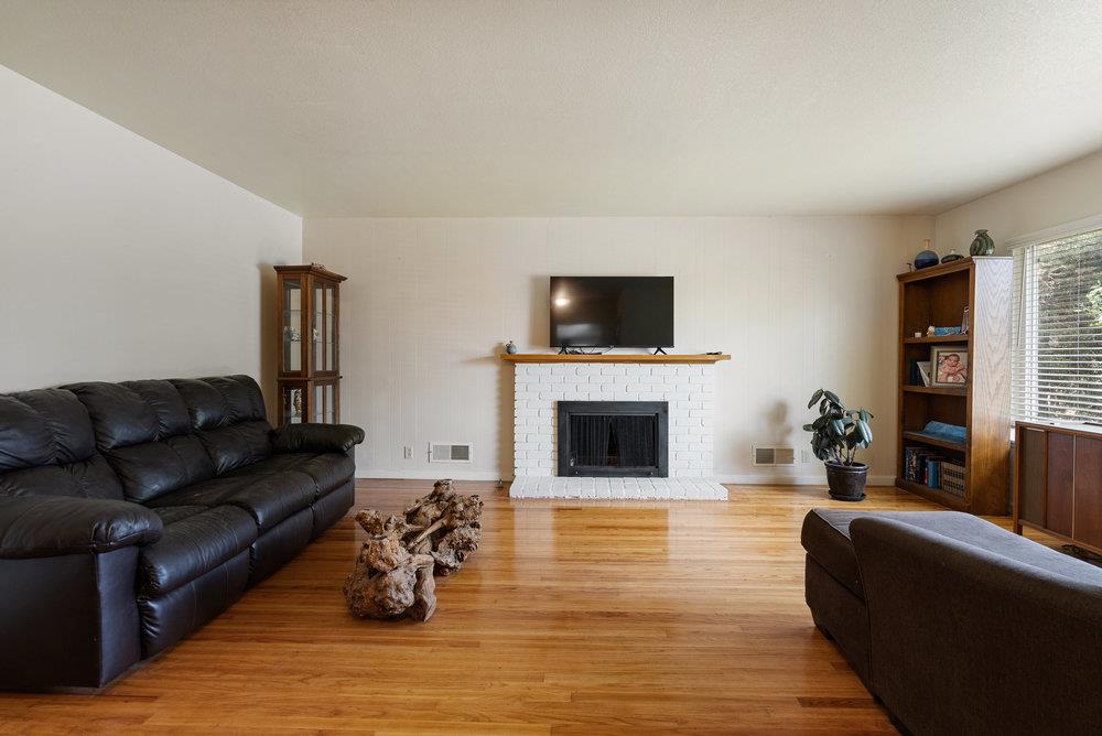 Detail Gallery Image 7 of 49 For 1052 San Simeon Dr, Salinas,  CA 93901 - 3 Beds | 2 Baths