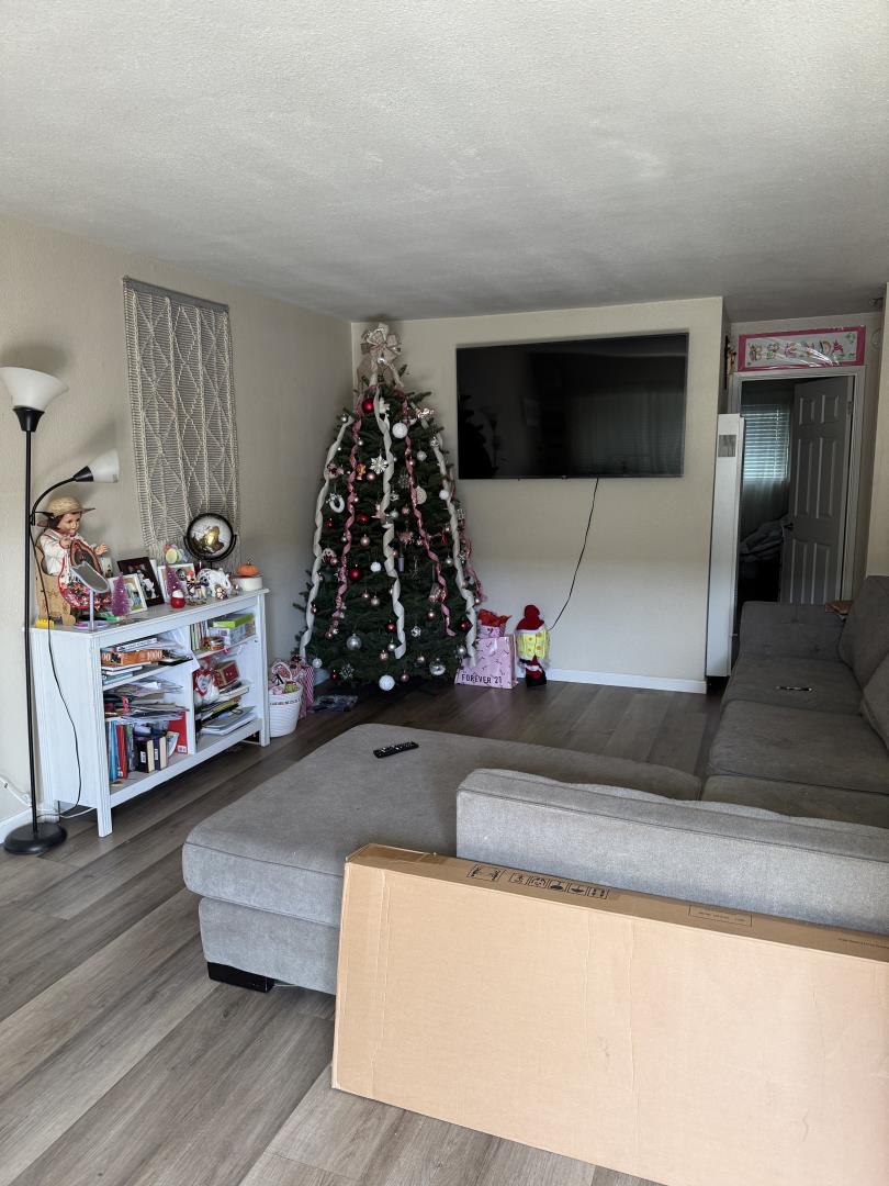 Detail Gallery Image 19 of 23 For 3819 Underwood Dr, San Jose,  CA 95117 - – Beds | – Baths