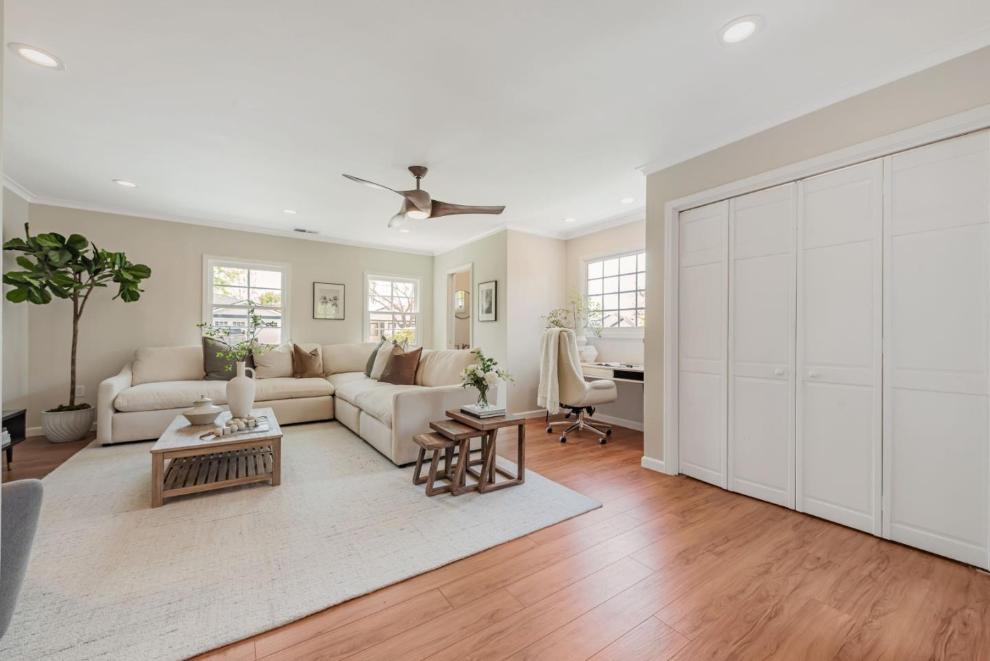 Detail Gallery Image 19 of 41 For 2002 Coastland Ave, San Jose,  CA 95125 - 3 Beds | 1/1 Baths