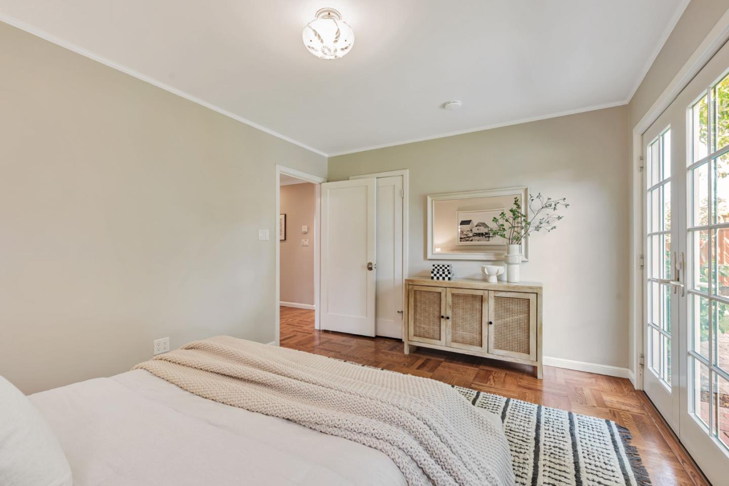 Detail Gallery Image 31 of 41 For 2002 Coastland Ave, San Jose,  CA 95125 - 3 Beds | 1/1 Baths