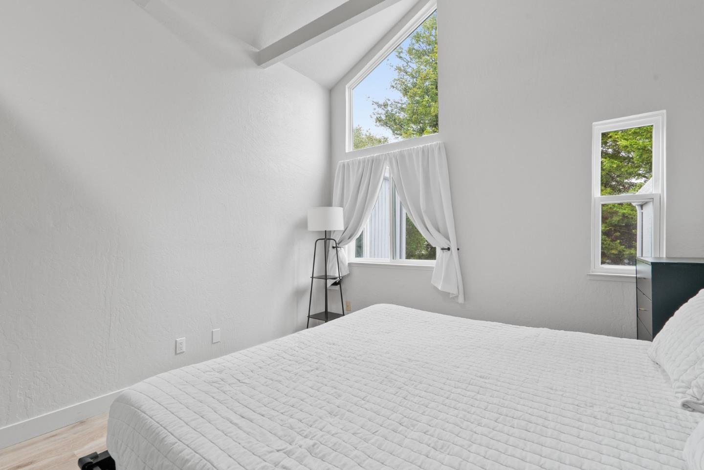 Detail Gallery Image 16 of 36 For 1200 Capitola Rd #21,  Santa Cruz,  CA 95062 - 3 Beds | 1 Baths