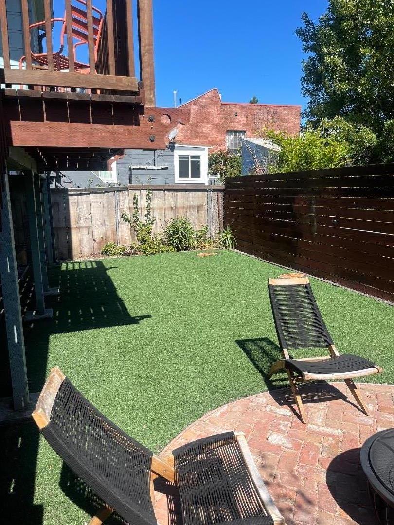 Detail Gallery Image 15 of 32 For Address Not Disclosed, Oakland,  CA 94609 - 3 Beds | 3 Baths