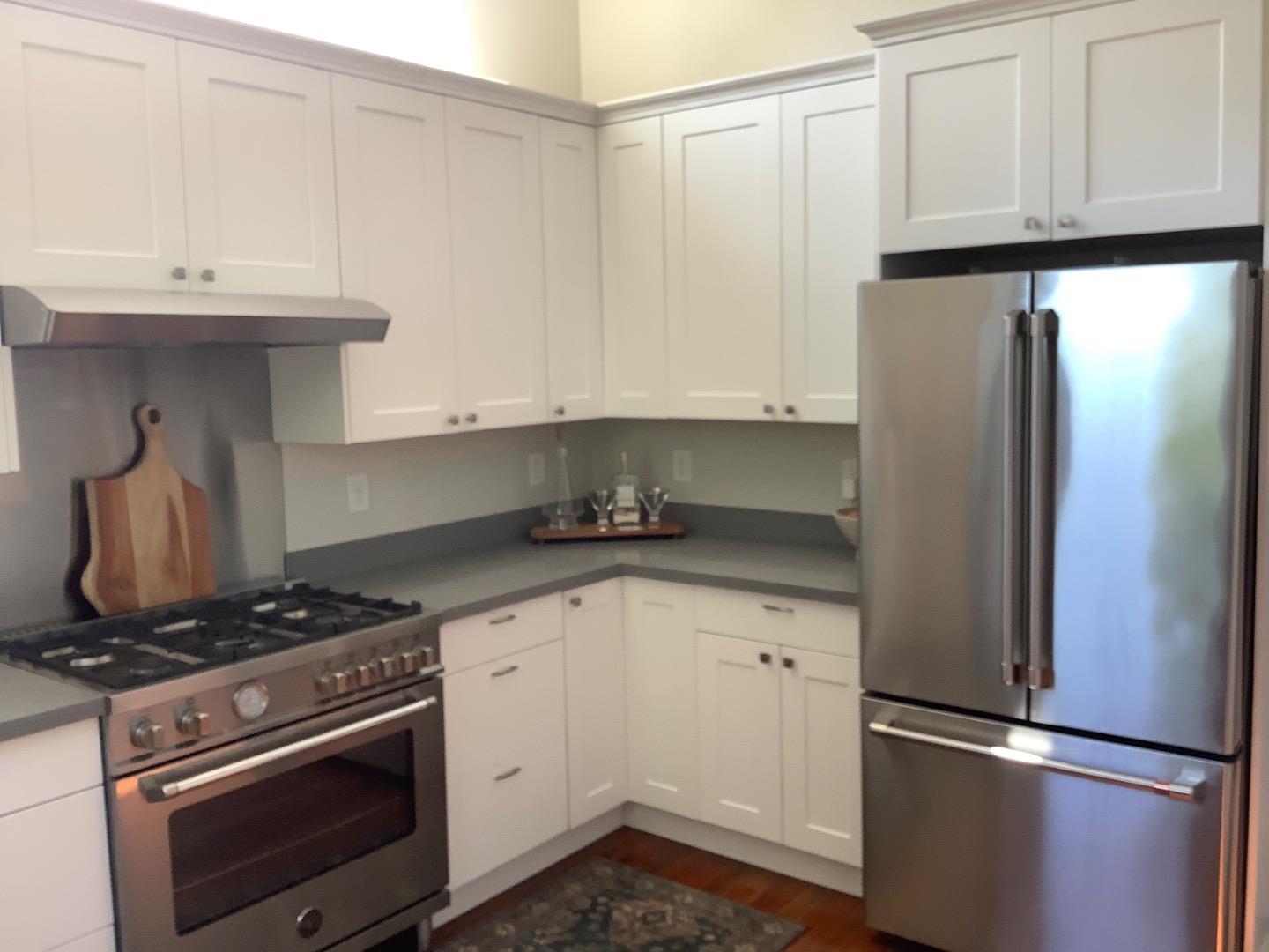 Detail Gallery Image 22 of 32 For Address Not Disclosed, Oakland,  CA 94609 - 3 Beds | 3 Baths
