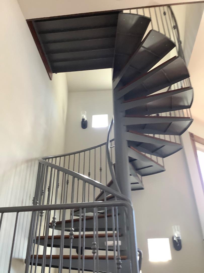 Detail Gallery Image 26 of 32 For Address Not Disclosed, Oakland,  CA 94609 - 3 Beds | 3 Baths