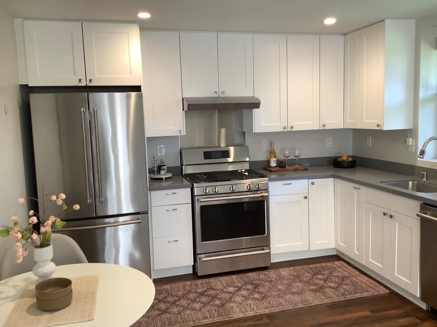 Detail Gallery Image 31 of 32 For Address Not Disclosed, Oakland,  CA 94609 - 3 Beds | 3 Baths
