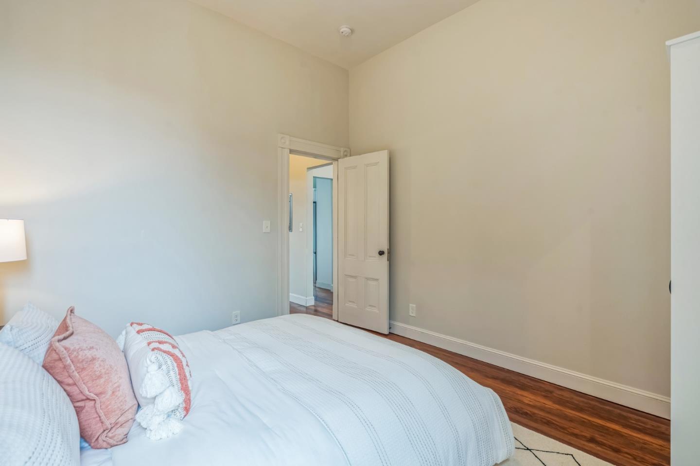 Detail Gallery Image 37 of 50 For 696 29th St, Oakland,  CA 94609 - 3 Beds | 3 Baths