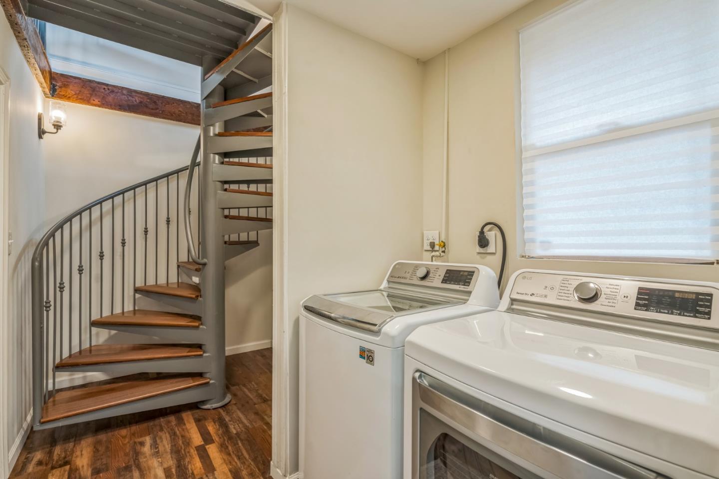 Detail Gallery Image 50 of 50 For 696 29th St, Oakland,  CA 94609 - 3 Beds | 3 Baths