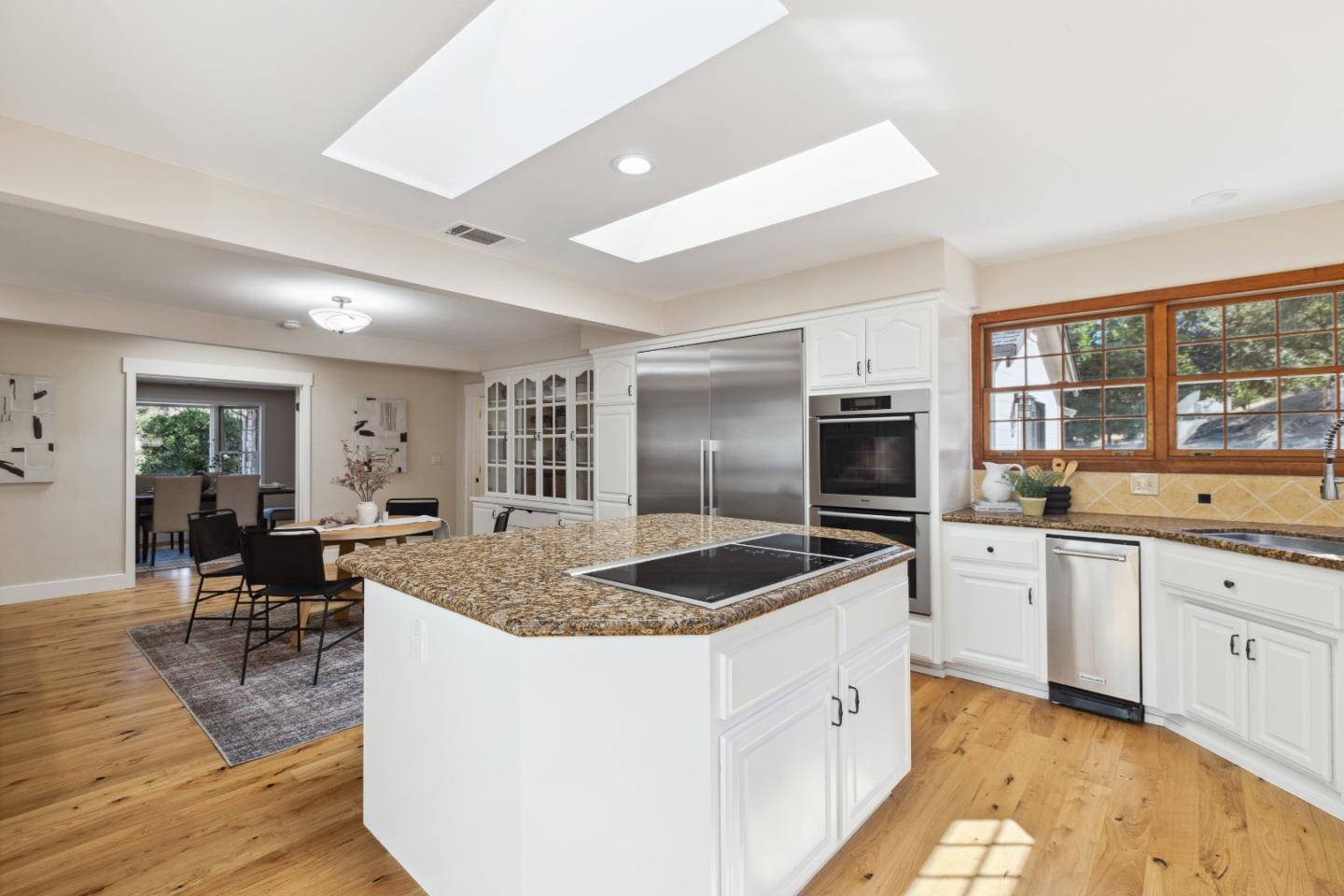 Detail Gallery Image 23 of 79 For 16035 Oak Glen Ave, Morgan Hill,  CA 95037 - 6 Beds | 3/1 Baths