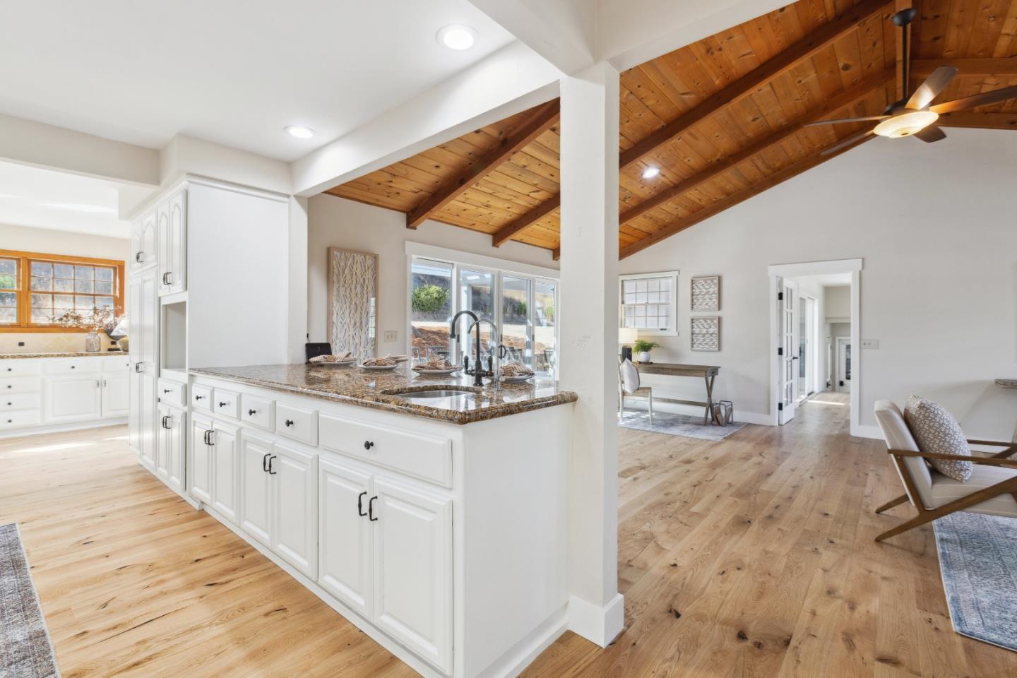 Detail Gallery Image 24 of 79 For 16035 Oak Glen Ave, Morgan Hill,  CA 95037 - 6 Beds | 3/1 Baths