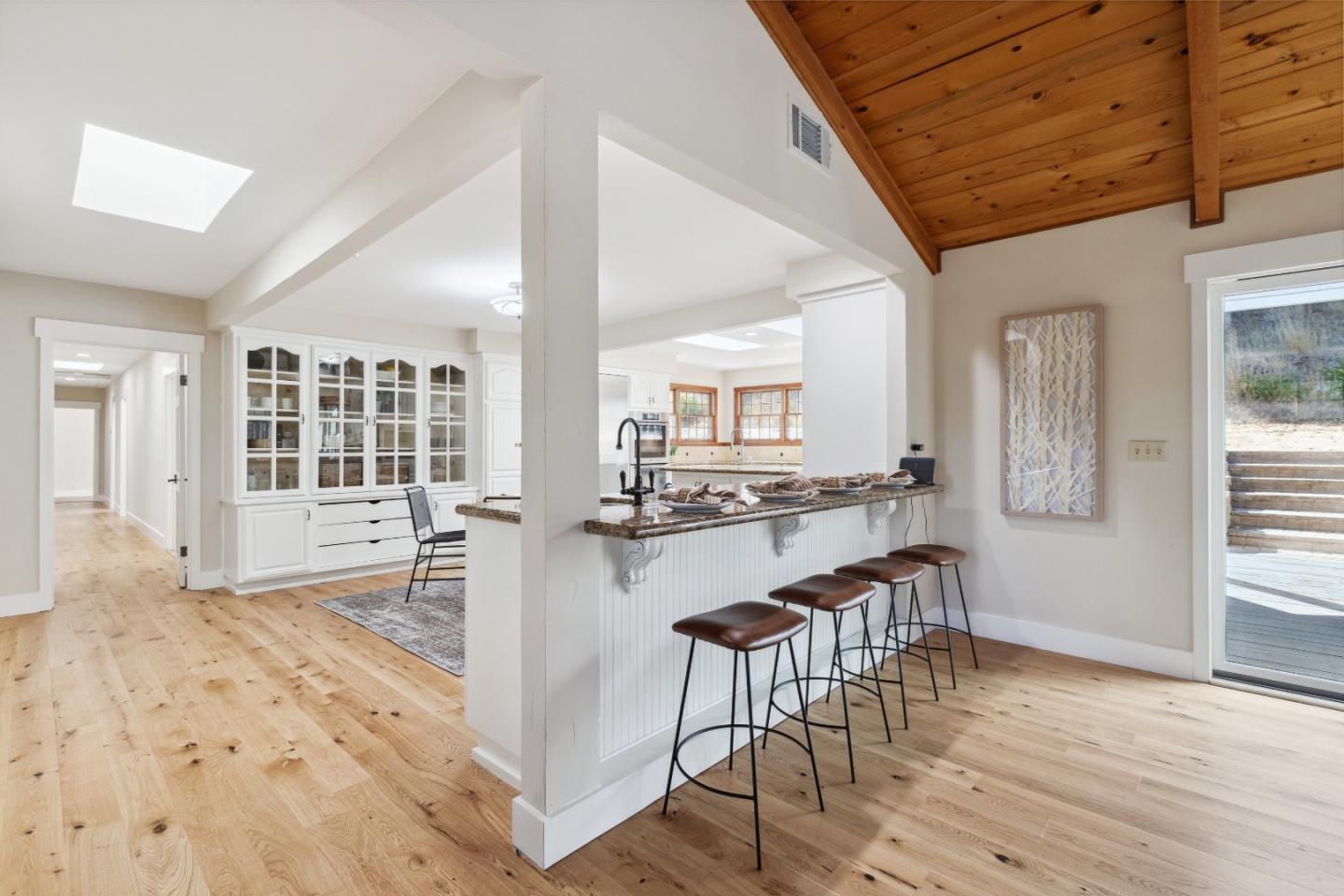 Detail Gallery Image 25 of 79 For 16035 Oak Glen Ave, Morgan Hill,  CA 95037 - 6 Beds | 3/1 Baths