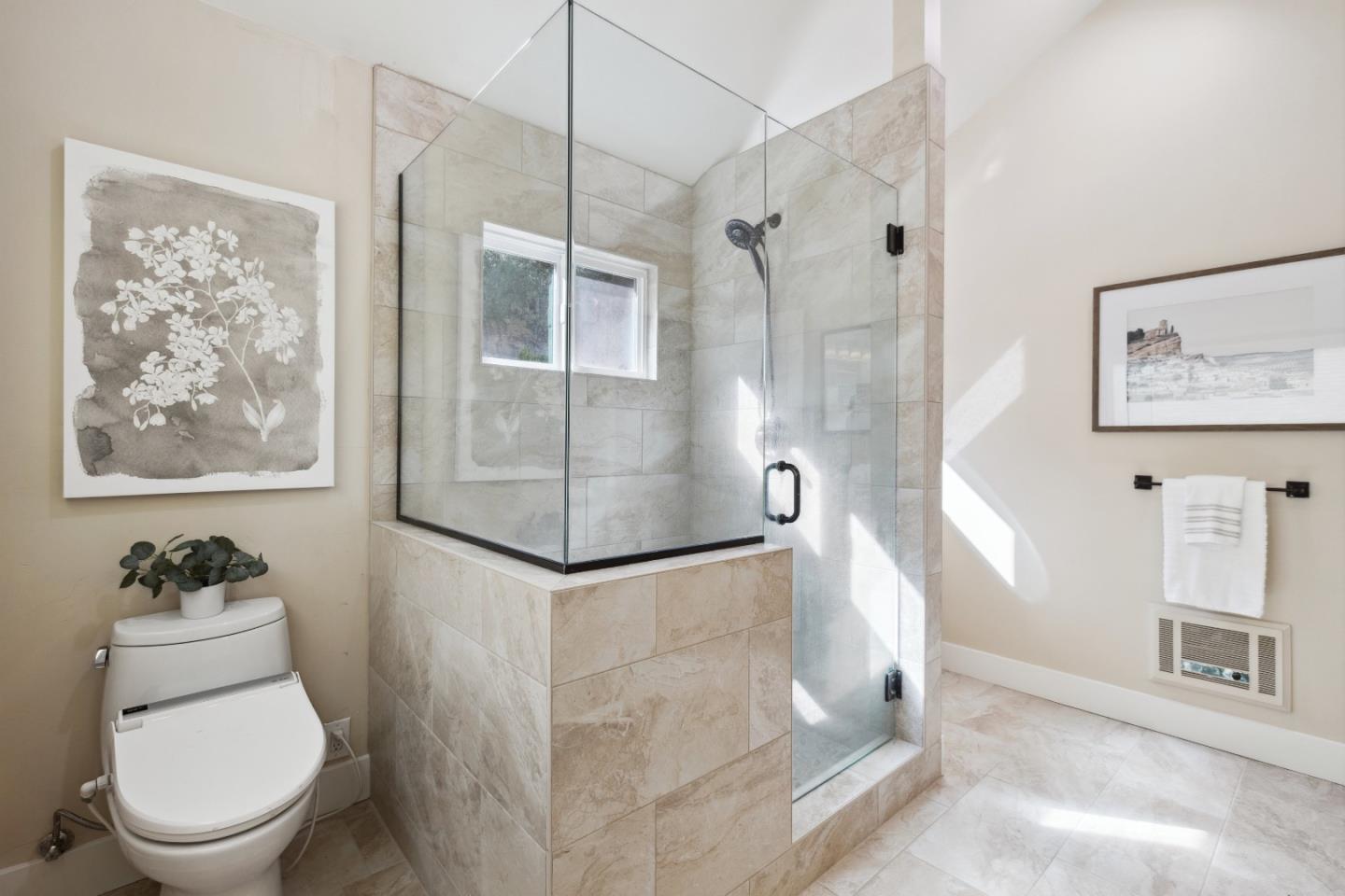 Detail Gallery Image 36 of 79 For 16035 Oak Glen Ave, Morgan Hill,  CA 95037 - 6 Beds | 3/1 Baths