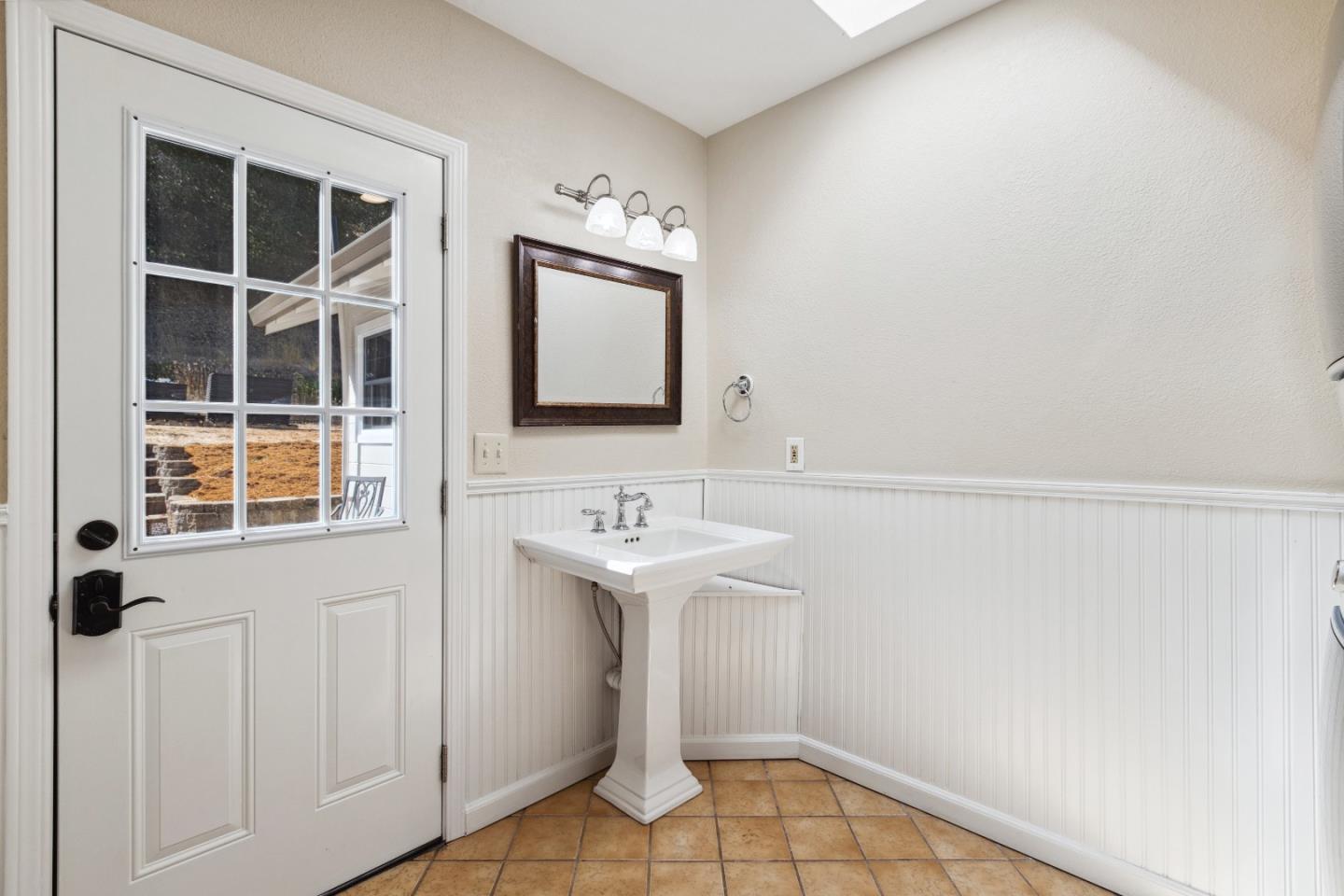 Detail Gallery Image 46 of 79 For 16035 Oak Glen Ave, Morgan Hill,  CA 95037 - 6 Beds | 3/1 Baths