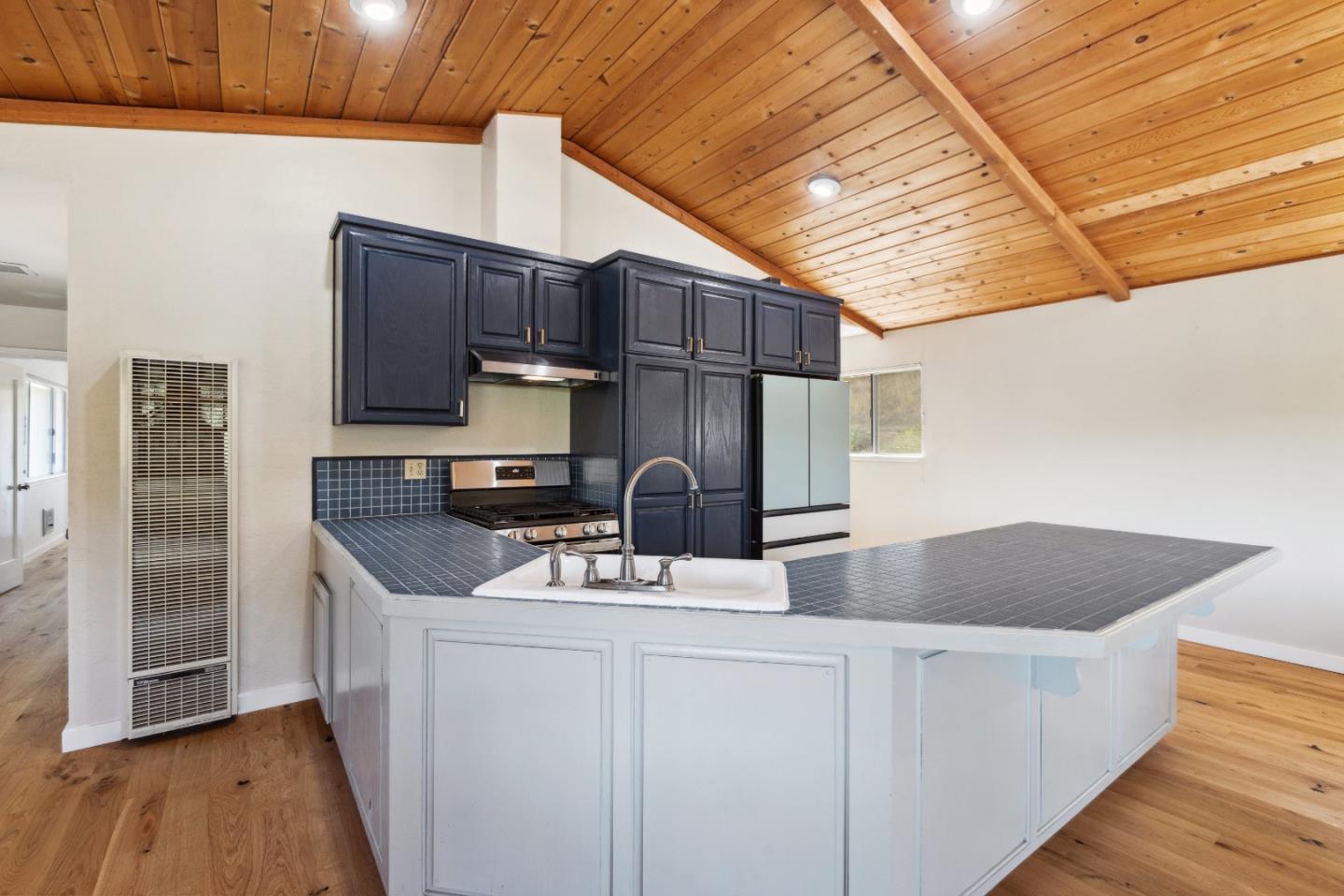 Detail Gallery Image 55 of 79 For 16035 Oak Glen Ave, Morgan Hill,  CA 95037 - 6 Beds | 3/1 Baths