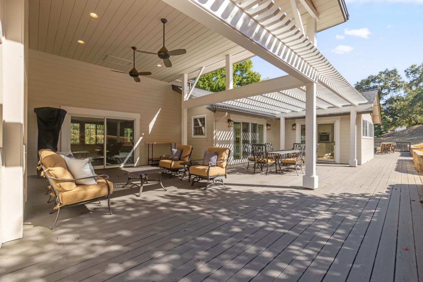 Detail Gallery Image 59 of 79 For 16035 Oak Glen Ave, Morgan Hill,  CA 95037 - 6 Beds | 3/1 Baths