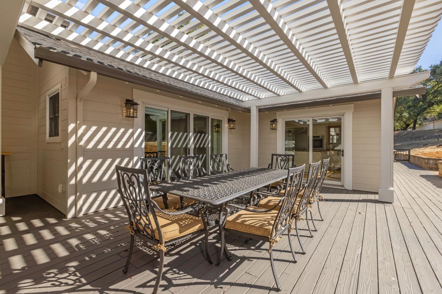 Detail Gallery Image 62 of 79 For 16035 Oak Glen Ave, Morgan Hill,  CA 95037 - 6 Beds | 3/1 Baths