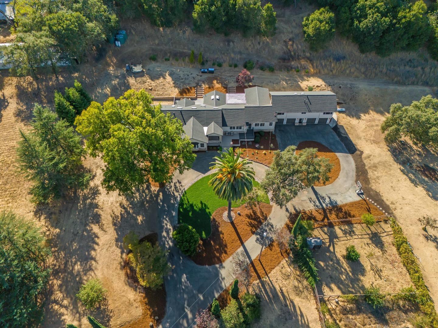 Detail Gallery Image 71 of 79 For 16035 Oak Glen Ave, Morgan Hill,  CA 95037 - 6 Beds | 3/1 Baths