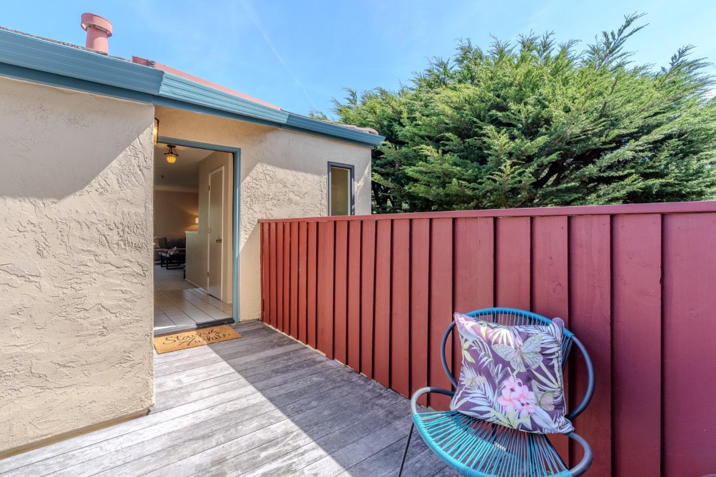 Detail Gallery Image 1 of 43 For 945 Fassler Ave, Pacifica,  CA 94044 - 2 Beds | 2/1 Baths