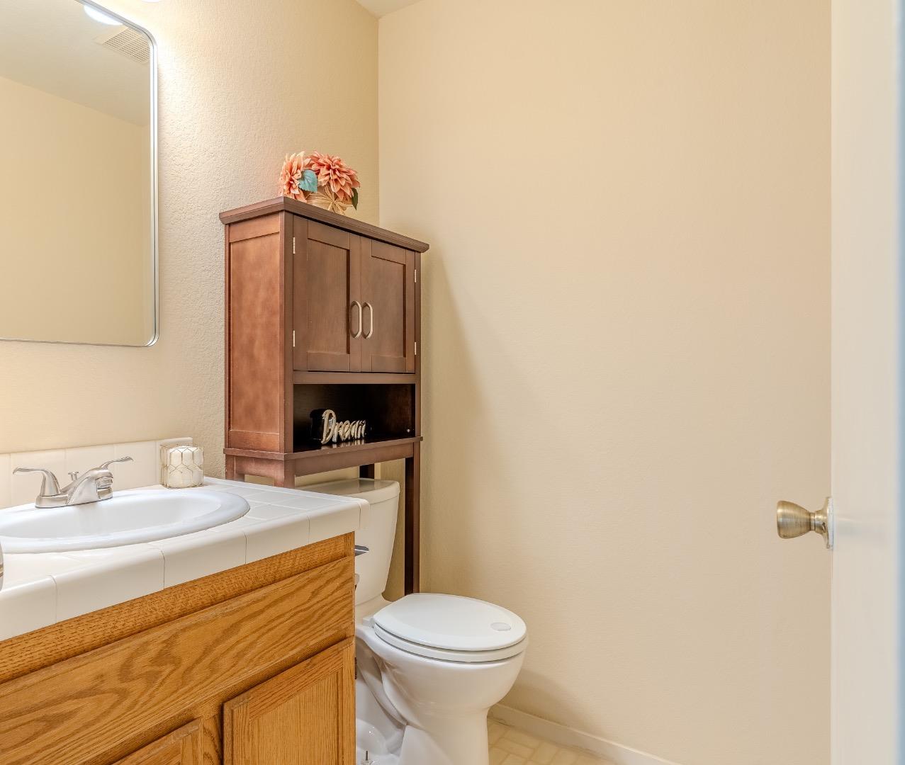 Detail Gallery Image 20 of 43 For 945 Fassler Ave, Pacifica,  CA 94044 - 2 Beds | 2/1 Baths
