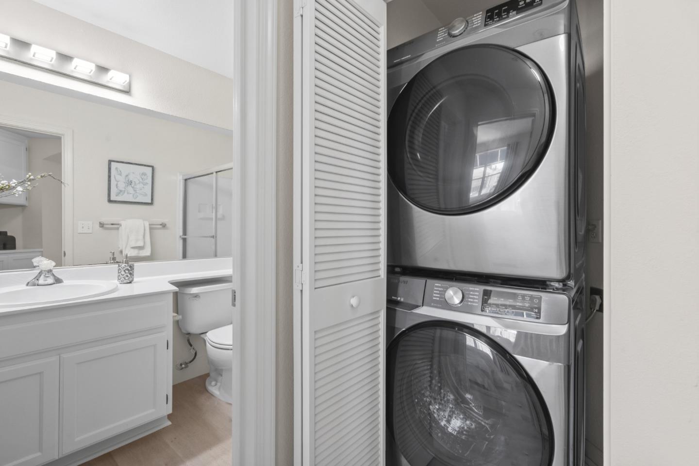 Detail Gallery Image 13 of 32 For 700 Baltic Cir #728,  Redwood City,  CA 94065 - 2 Beds | 2 Baths