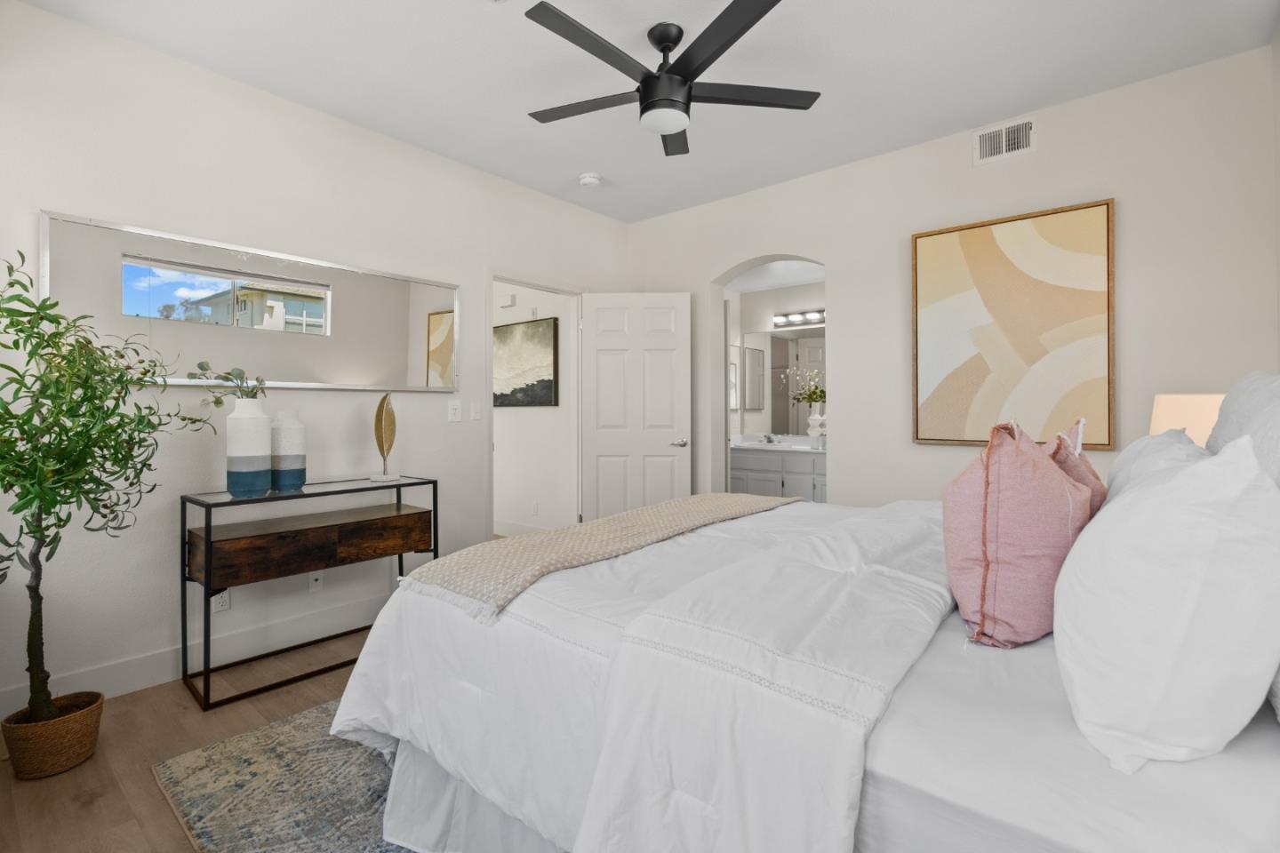 Detail Gallery Image 16 of 32 For 700 Baltic Cir #728,  Redwood City,  CA 94065 - 2 Beds | 2 Baths