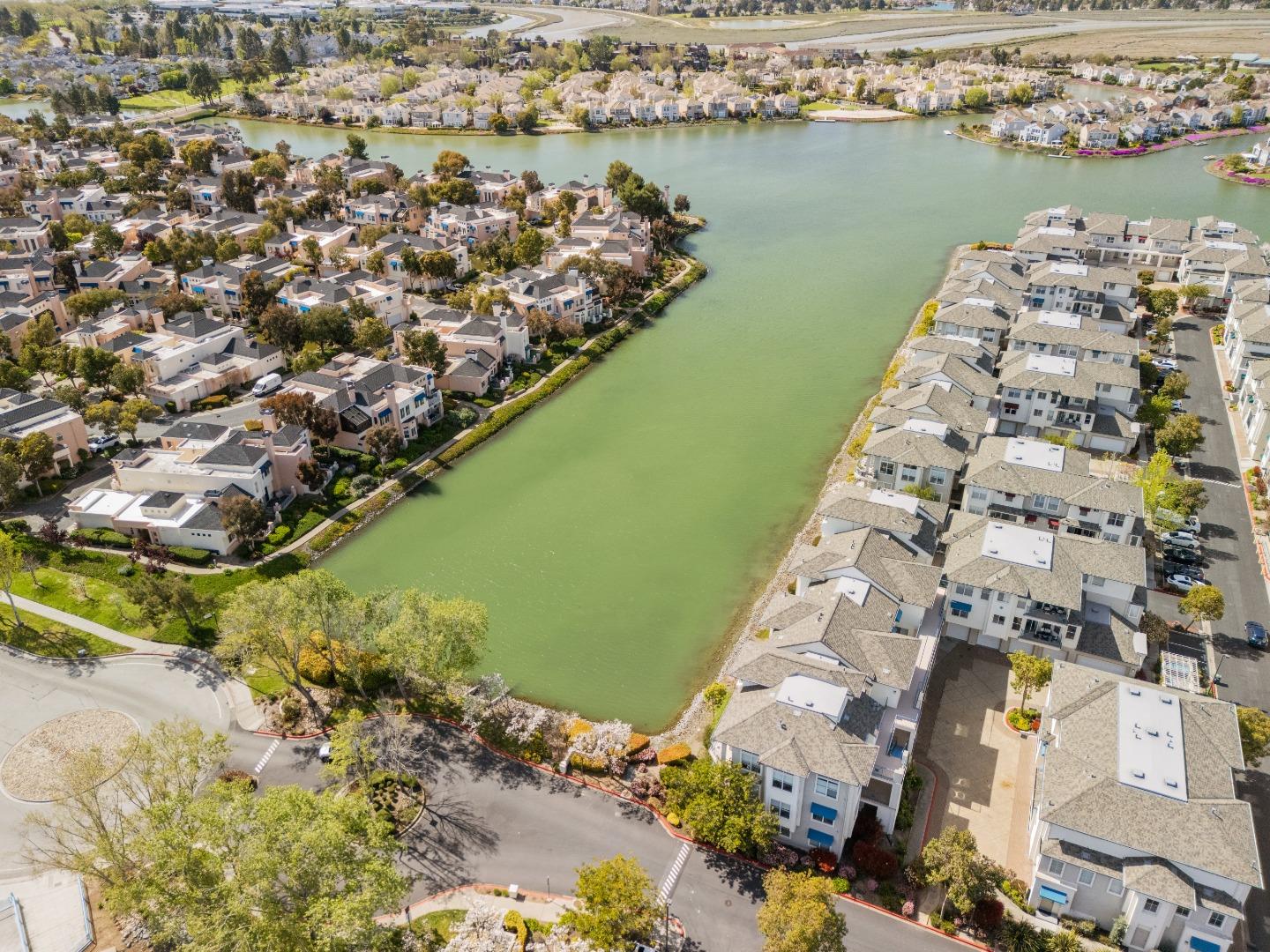 Detail Gallery Image 28 of 32 For 700 Baltic Cir #728,  Redwood City,  CA 94065 - 2 Beds | 2 Baths