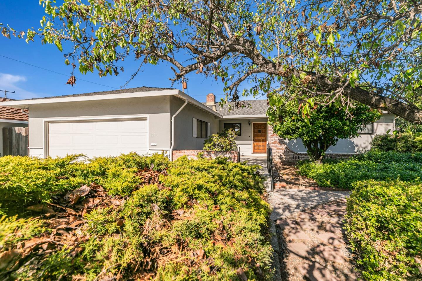 Detail Gallery Image 2 of 30 For 1296 Buchanan Dr, Santa Clara,  CA 95051 - 3 Beds | 2 Baths